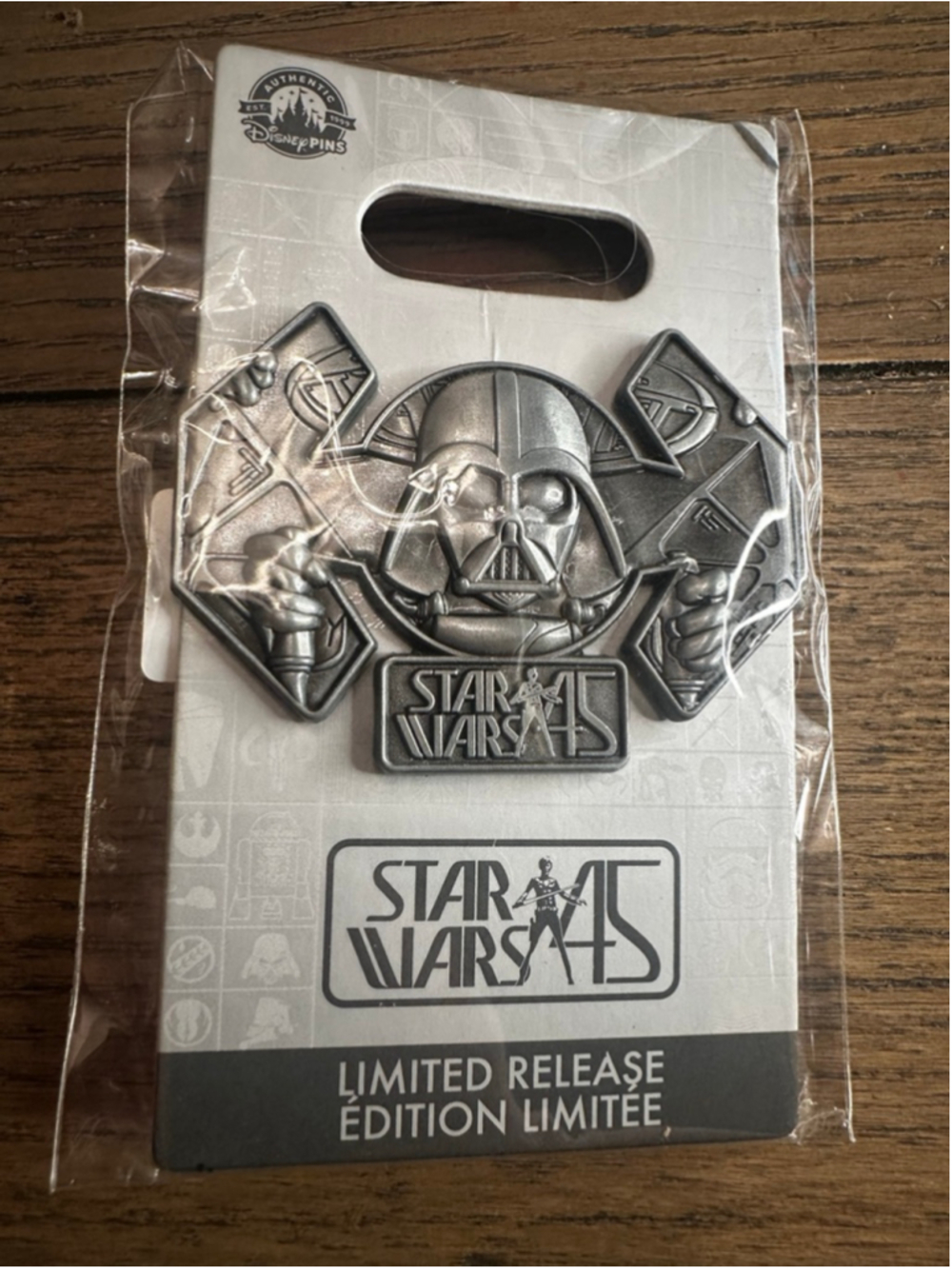 Disney 2022 Star Wars Darth Vader Tie Fighter Pin, LR, New